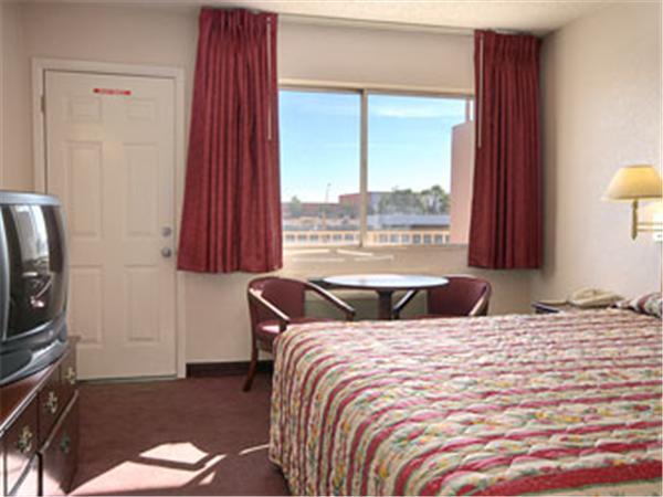 Travelodge By Wyndham ميسا، أريزونا الغرفة الصورة